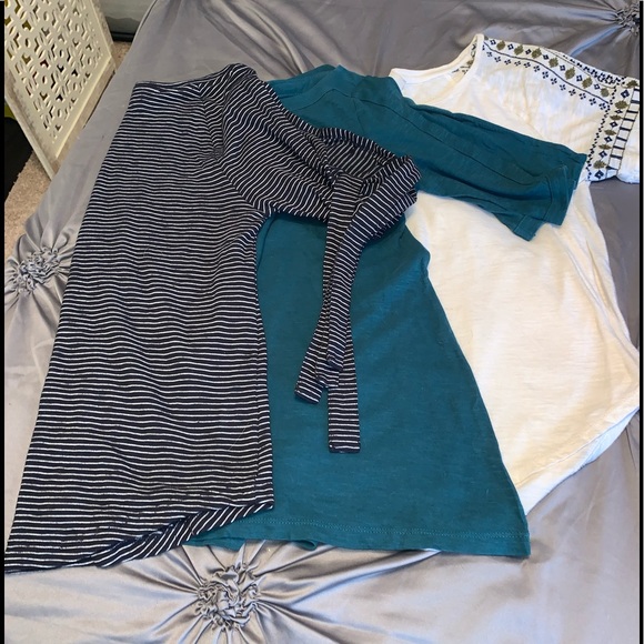 LOFT Tops - Loft XS tee shirts - bundle only - lot of 3